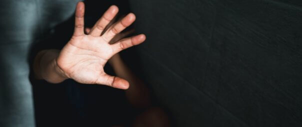 violences conjugales et déménagement